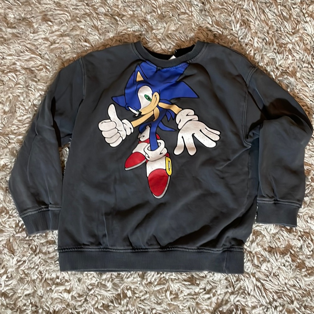 Youth Zara size 8 sonic sweatshirt
